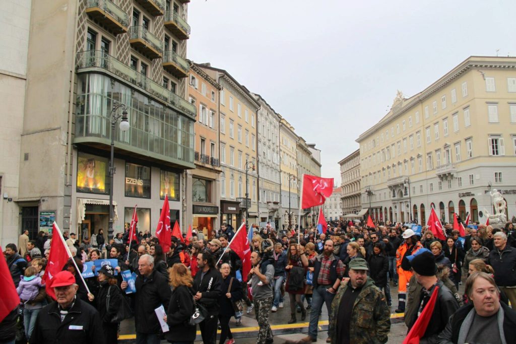 18 November 2012: Free Trieste's demonstration "LNG Terminal: game over". 18 November 2012: Free Trieste's demonstration "LNG Terminal: game over".