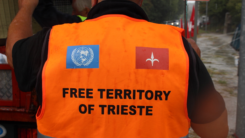TRIESTE REBELS AGAINST THE ITALIAN NATIONALISTIC “CAMORRA”
