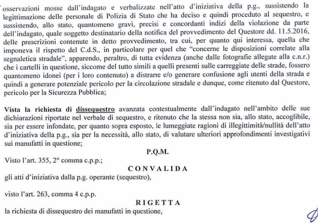 Seizure of Free Trieste's border signs.