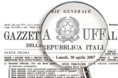 Announcing a press conference about the Italian Constitutional Referendum