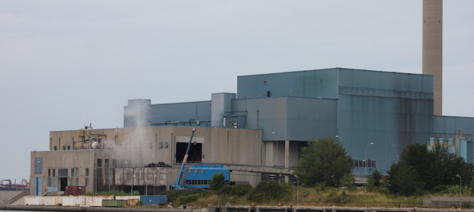 AN INCINERATION PLANT AT SERVICE OF THE ITALIAN MAFIAS OF WASTE