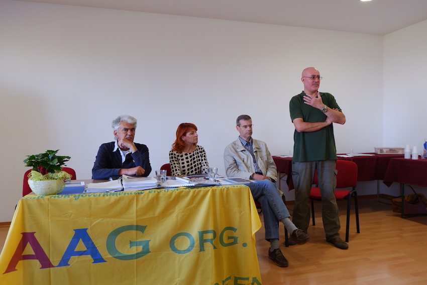 October 2018: Alpe Adria Green awards merit certificates to the activists who distinguished themselves in the legal battle against LNG terminals in Trieste. In 2018, Spanish multinational company Gas Natural withdrew the project.